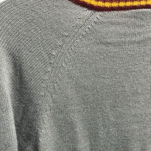 Harry Potter Gryffindor Sweater Small V-Neck Hogwarts Uniform Wizarding World - Picture 7 of 14
